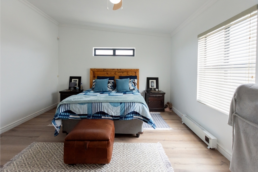 3 Bedroom Property for Sale in Britannia Bay Western Cape
